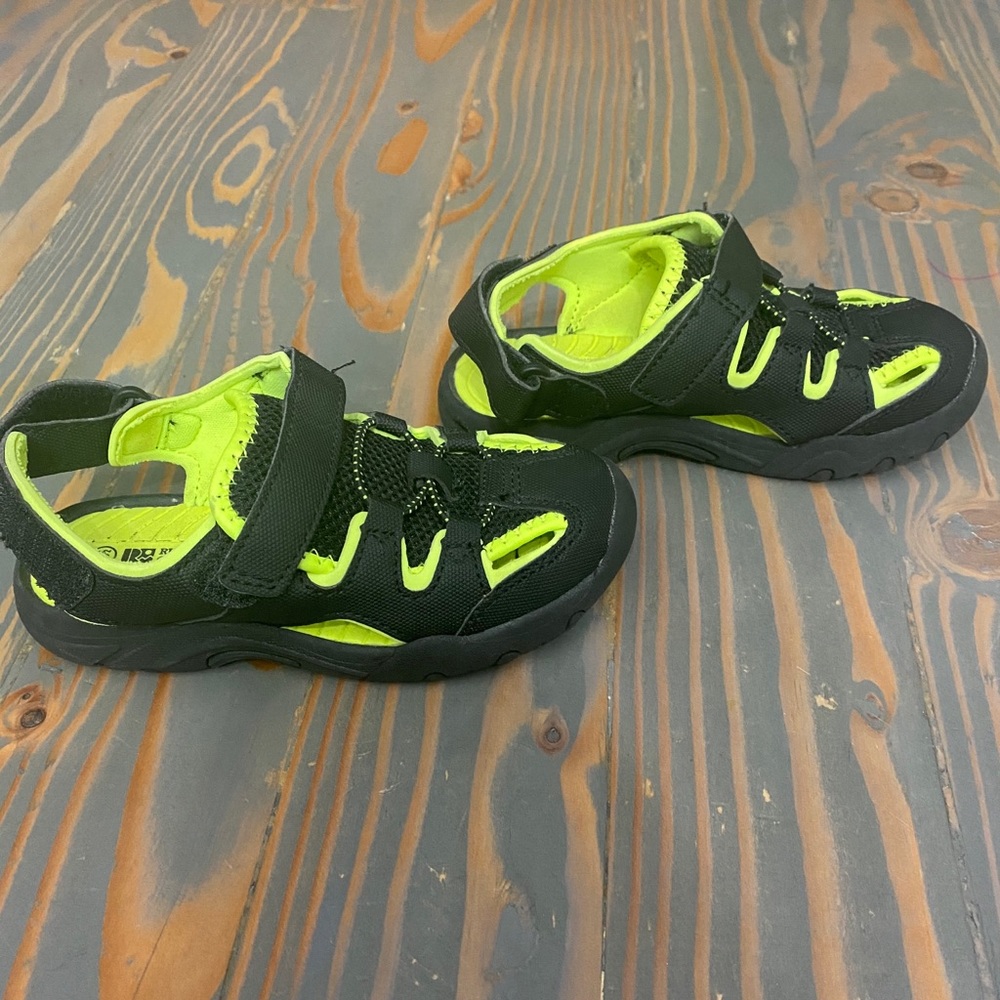 Boys ‘Rugged Outback’ Sandals - Picture 3 of 5